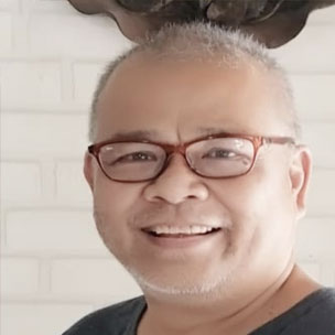 Khun Mansak Maneelert